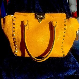 Valentino mustard Leather Rockstud Tote!!!